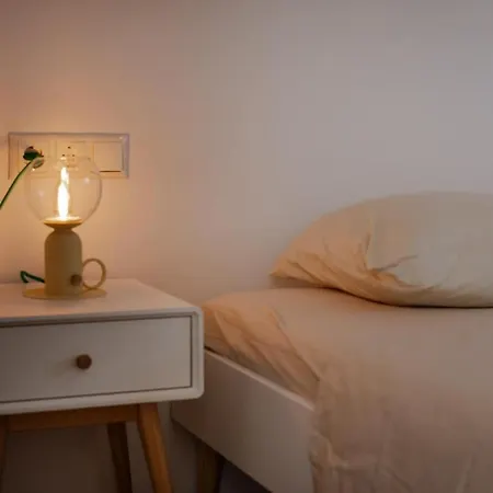 Aelia Kastraki House