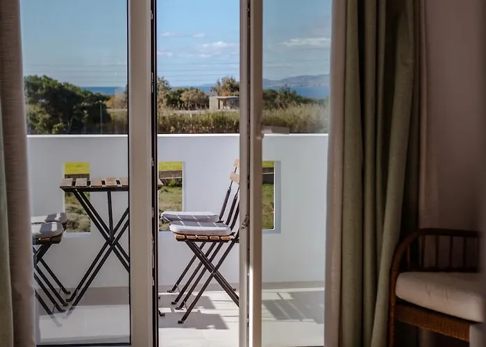 Aelia Kastraki House