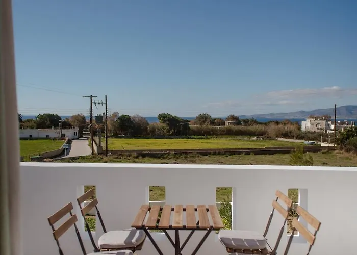 Aelia Kastraki House